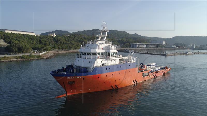 MALAYSIA INDONESIA SUBMARINE