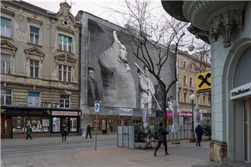 Izložbom Borisa Cvjetanovića “Fotografija i grad” pokrenuta online galerija OUT 