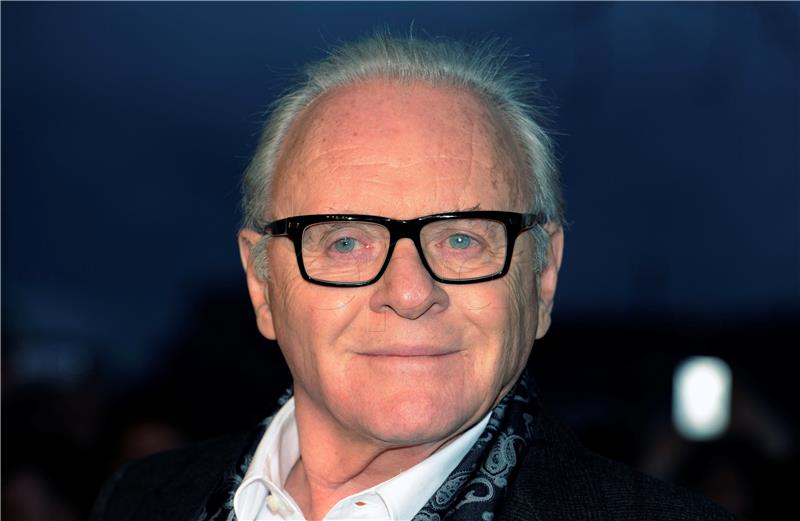 Anthony Hopkins odao počast pokojnom Chadwicku Bosemanu