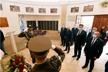 Premijer Plenković u posjetu Splitsko-dalmatinskoj županiji