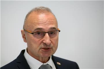  Grlić Radman s predsjednikom Pokrajinske Vlade Autonomne pokrajine Vojvodine