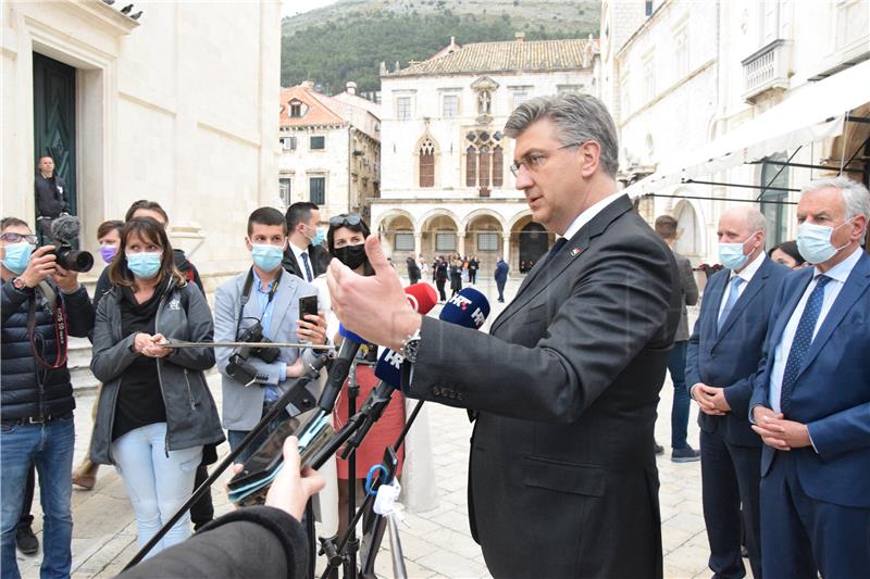 Dubrovnik - Premijer Plenković sastao se s Dobroslavićem i Frankovićem