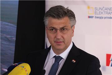 Premijer Plenković pustio u rad 500 milijuna vrijednu vjetroelektranu Korlat