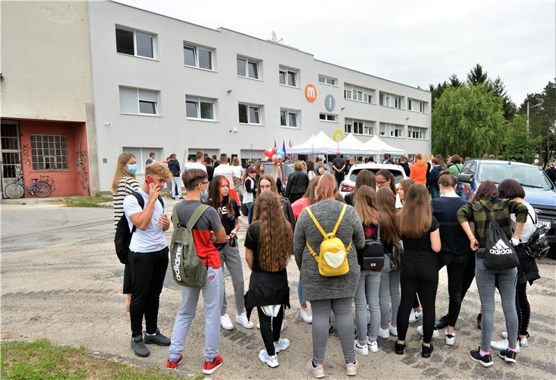 Od ponedjeljka nastava u školi za sve maturante