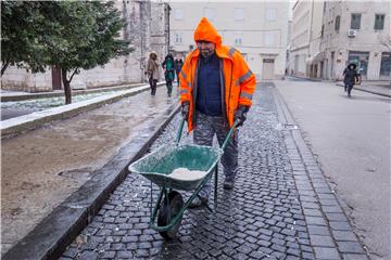 Petina zaposlenih radi na određeno, a tjedno radimo više od prosjeka EU-a