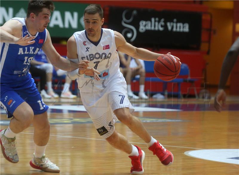 Utakmica 33. kola prvenstva Hrvatske za košarkaše Cibona - Alkar