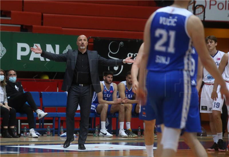 Utakmica 33. kola prvenstva Hrvatske za košarkaše Cibona - Alkar