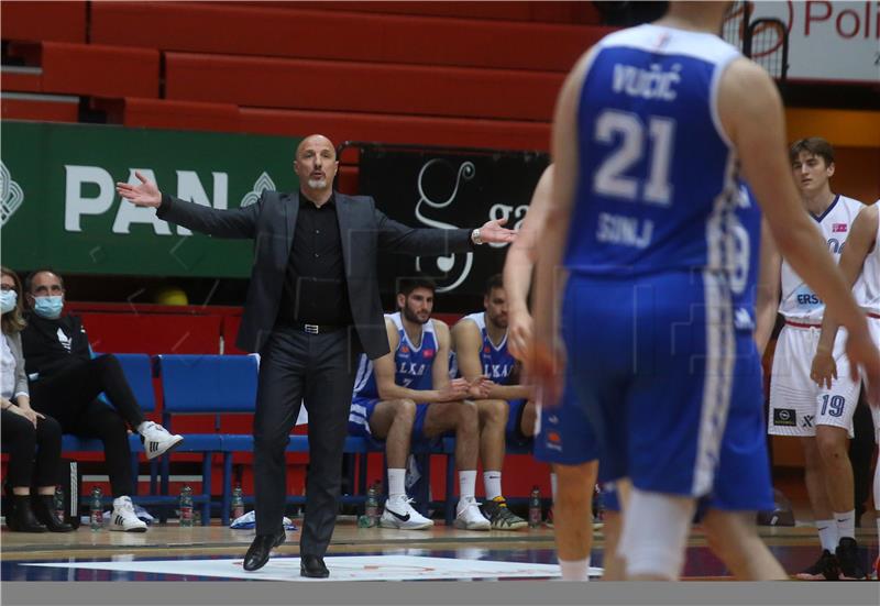 Utakmica 33. kola prvenstva Hrvatske za košarkaše Cibona - Alkar