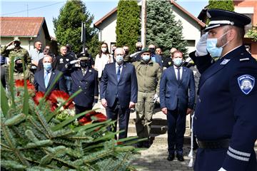 30. obljetnica pogibije 12. redarstvenika u Borovu