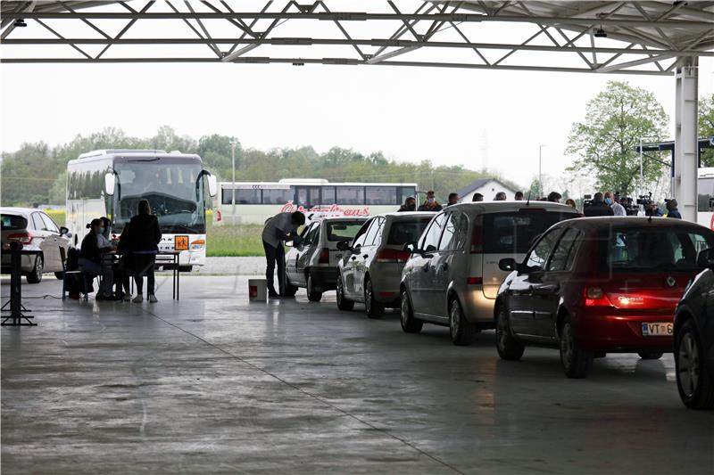 U Virovitici započelo drive in cijepljenje