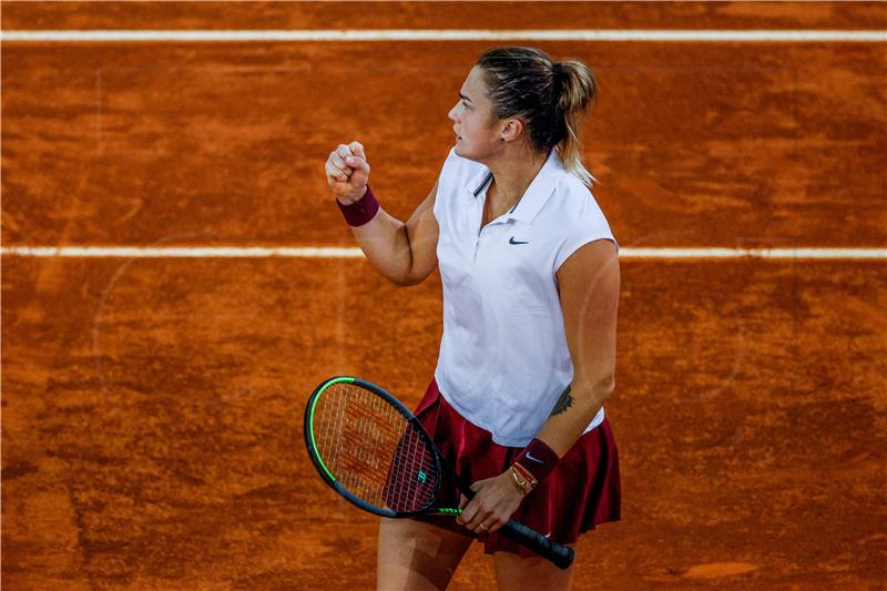 ATP/WTA Madrid: Sabalenka i Barty za naslov, ispao i Tsitsipas