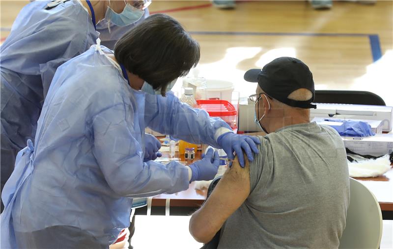 Friday record-breaking day with over 53,00 vaccine doses given in Croatia