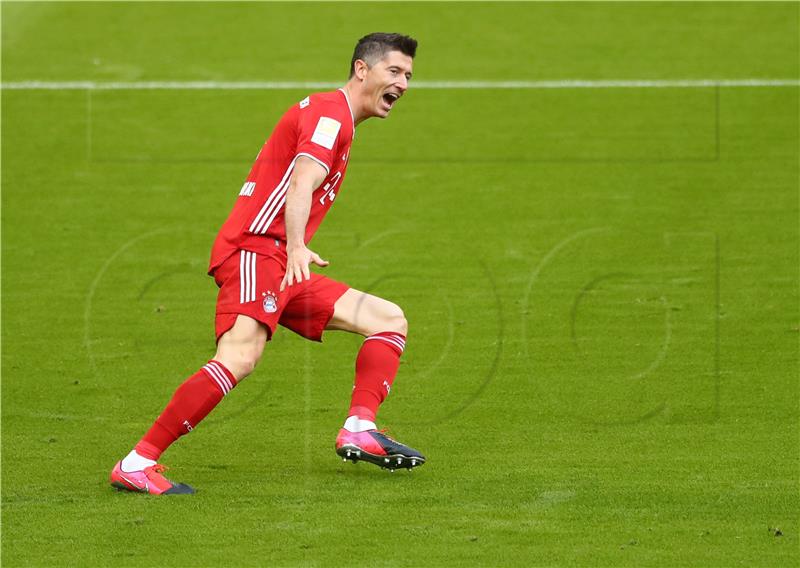 Bayern šesticom proslavio naslov, novi hat-trick Lewandowskog