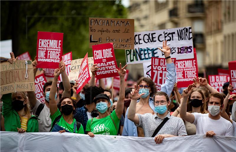 FRANCE PARIS CLIMATE MARCH