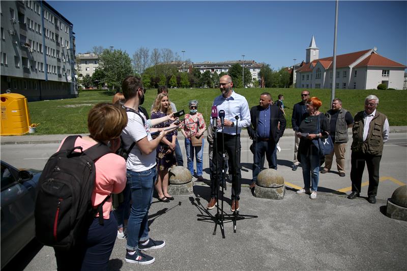 Konferencija za medije kandidata za gradonačelnika Zagreba Joška Klisovića