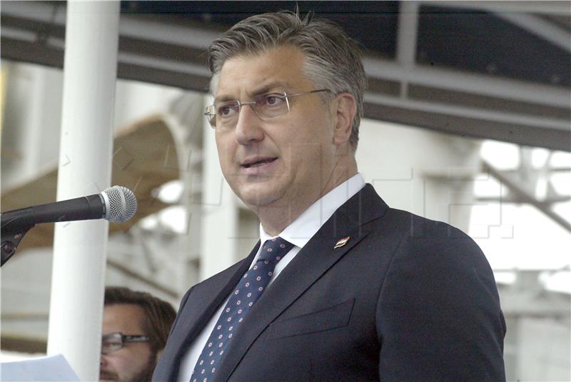 Plenković: Milanović prodaje boze, HDZ nema svog kandidata za Vrhovni sud