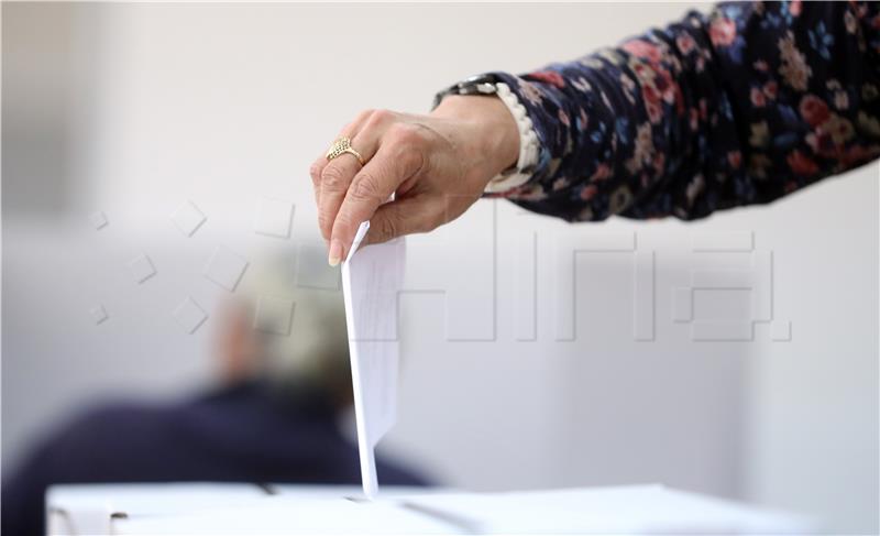 Polling stations open for local elections