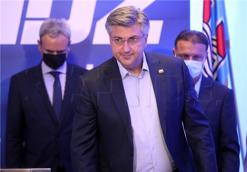 Plenković se obratio nakon objave nepotpunih rezultata izbora