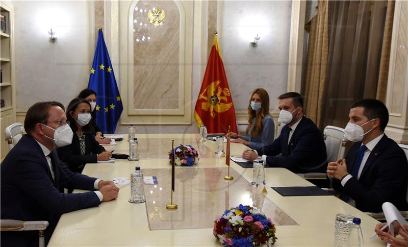 Várhelyi: Progress in rule of law crucial for Montenegro's EU path