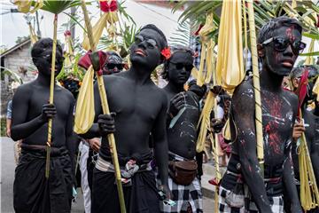 INDONESIA BALI RITUAL