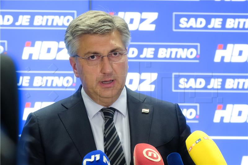 Plenković u Gospiću- Vjeruje da će Petry pokazati zašto treba biti novi župan  