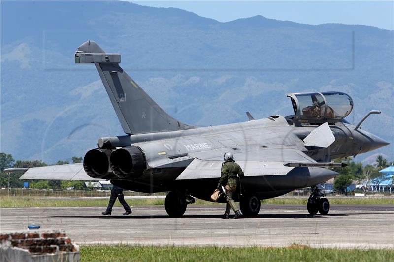 Večernji list: Što bi Hrvatska dobila kupnjom aviona Rafale