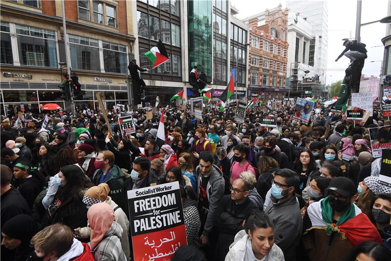 Tisuće ljudi na propalestinskim prosvjedima u Francuskoj i Britaniji