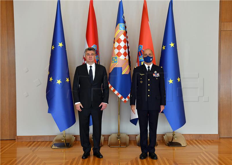 Croatian president meets NATO general Lanata