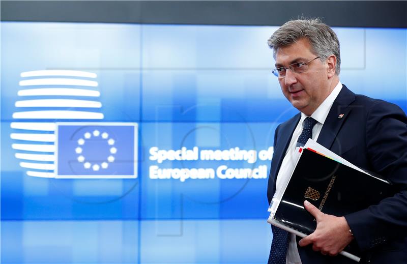 Plenković: Croatia on right track to enter Schengen in 2022