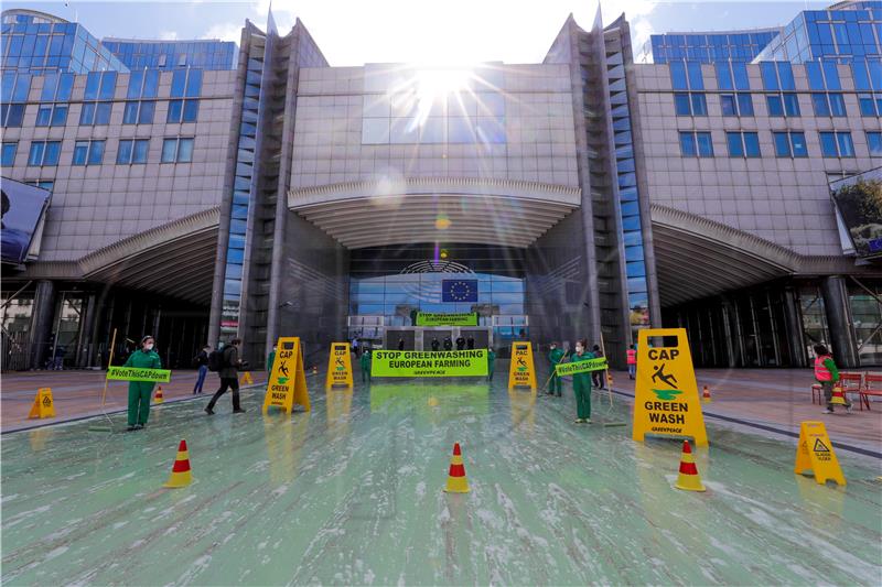 BELGIUM EU PALIAMENT GREENPEACE PROTEST