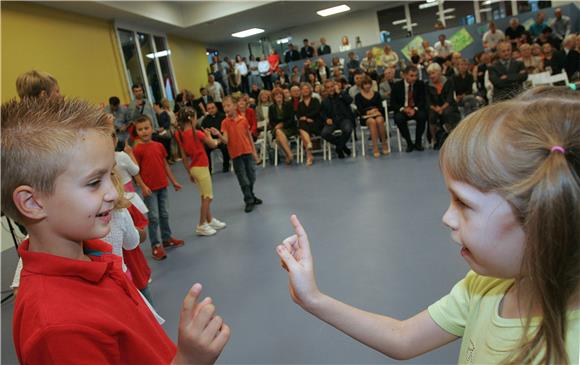 Croatia's counties continue providing donations to Croat kindergartens in Subotica