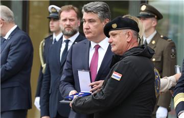 President bestows decorations on Croatian Army Day