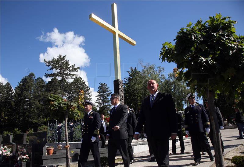 Svečano obilježavanje Dana Hrvatske vojske na groblju Mirogoj