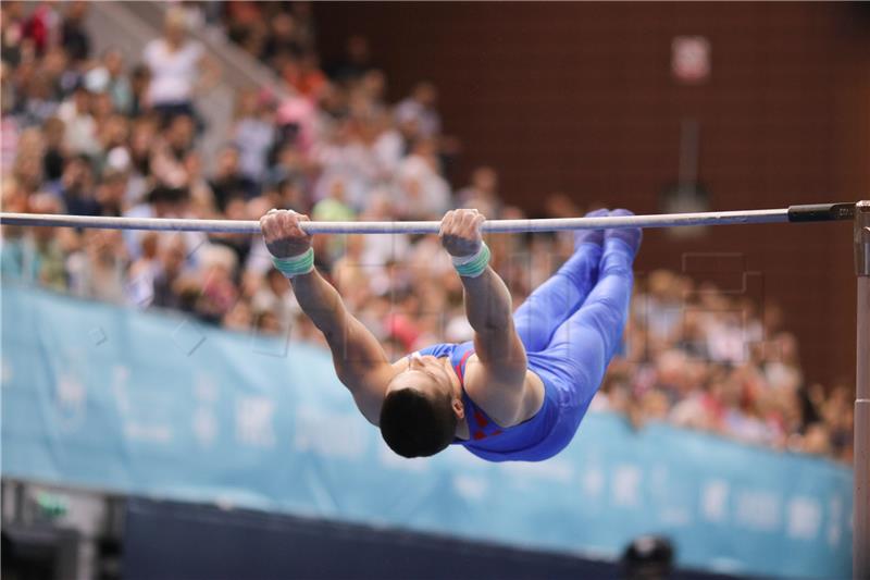 Gimnastika: Srbić u finalu preče, Đerek partera