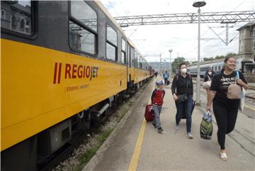 1st train within seasonal Prague -Zagreb -Rijeka/Split service arrives in Rijeka