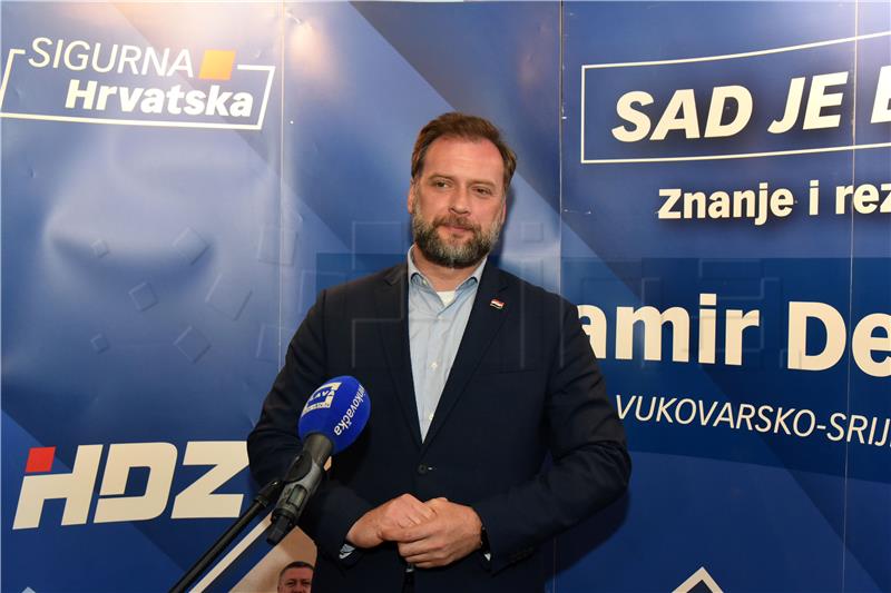 Vinkovci: Praćenje rezultata lokalnih izbora u stožeru županijskog odbora HDZ-a