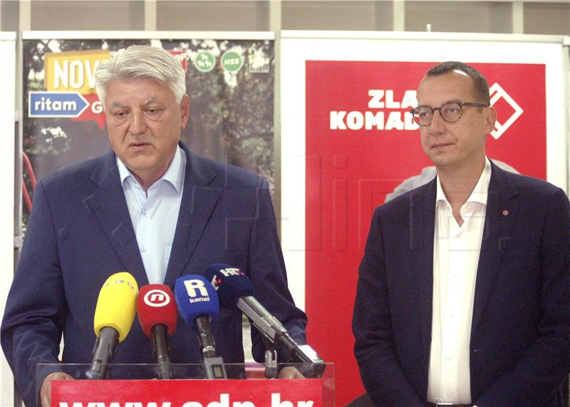 Rijeka: Tiskovna konferencija Komadine i Filipovića