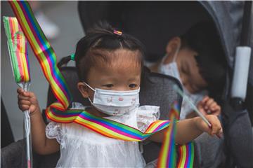 CHINA POPULATION CHILDREN POLICY