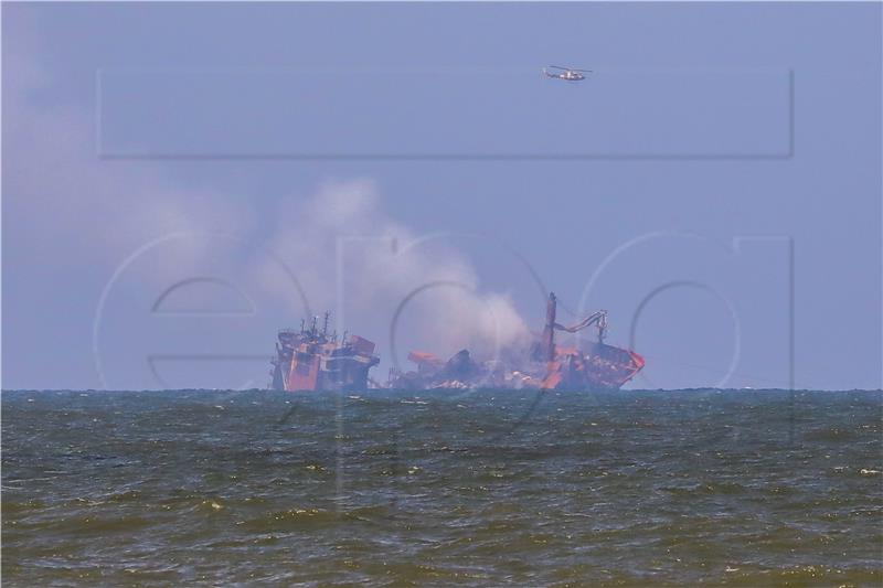 SRI LANKA TRANSPORT DISASTER SHIP FIRE