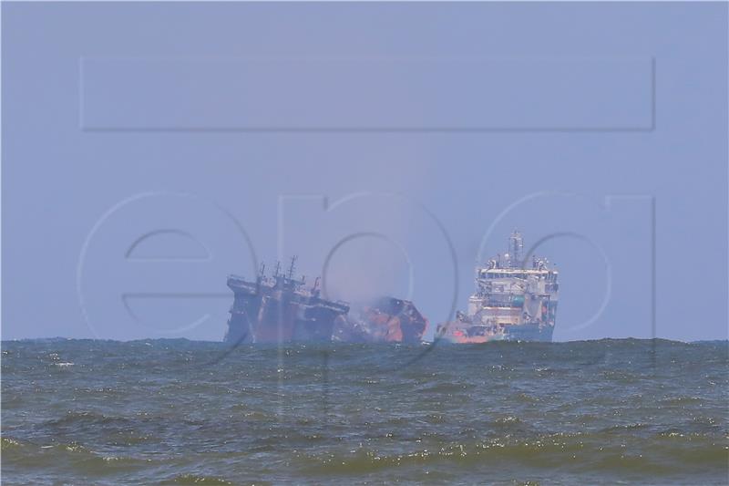 SRI LANKA TRANSPORT DISASTER SHIP FIRE