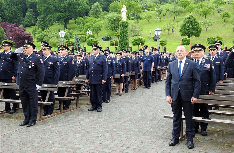 Vatrogasci sudjelovali na 22. hodočašću u Nacionalno Svetište Majke Božje Bistričke