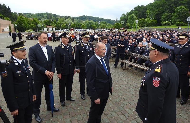 Vatrogasci sudjelovali na 22. hodočašću u Nacionalno Svetište Majke Božje Bistričke