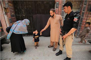 PAKISTAN HEALTH POLIO VACCINATION PANDEMIC CORONAVIRUS COVID19