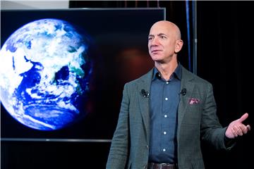 (FILE) USA SPACE PROGRAMMES JEFF BEZOS