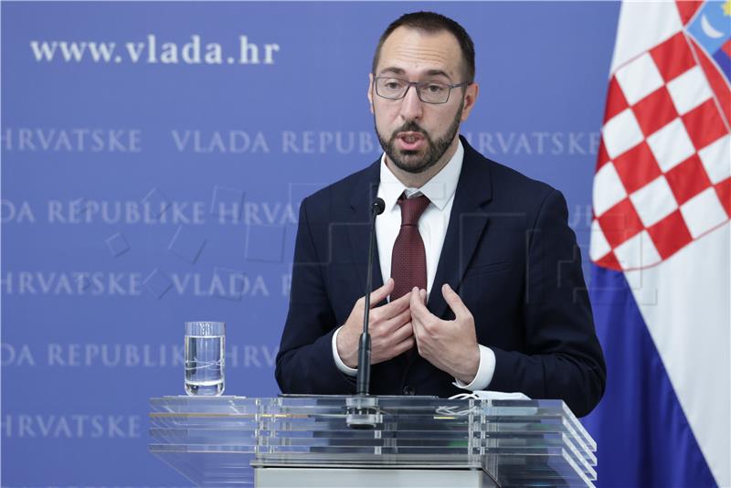 Tomašević: Nobody can be satisfied with rate of reconstruction in Zagreb