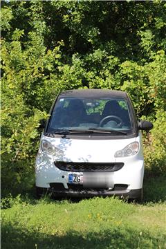 Uzbuna na Susku: Unatoč zabrani, na otok stigao prvi automobil