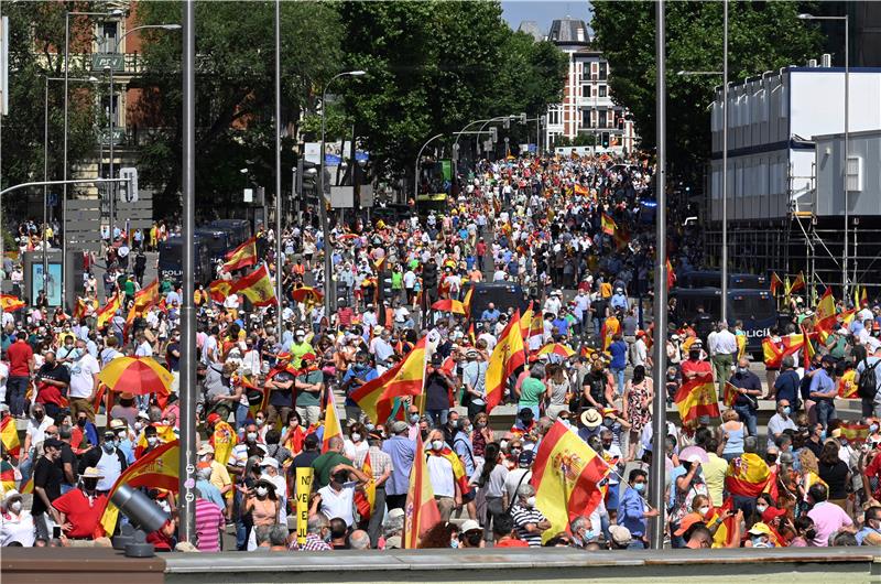 Madrid: Tisuće prosvjeduju protiv pomilovanja katalonskih separatista