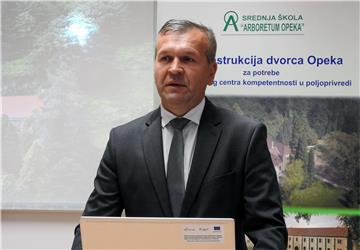 Rekonstrukcija i opremanje dvorca Opeka za potrebe Regionalnog centra kompetentnosti 