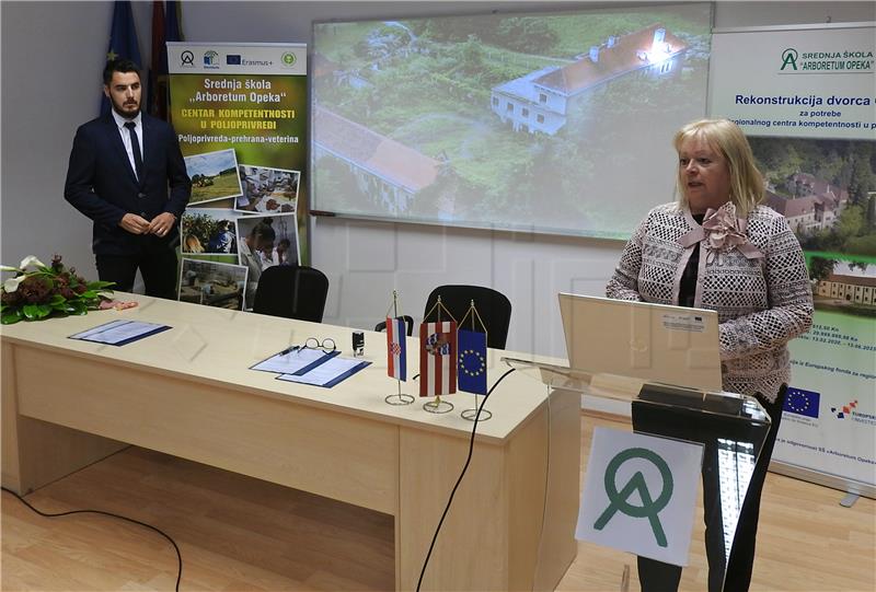 Rekonstrukcija i opremanje dvorca Opeka za potrebe Regionalnog centra kompetentnosti 