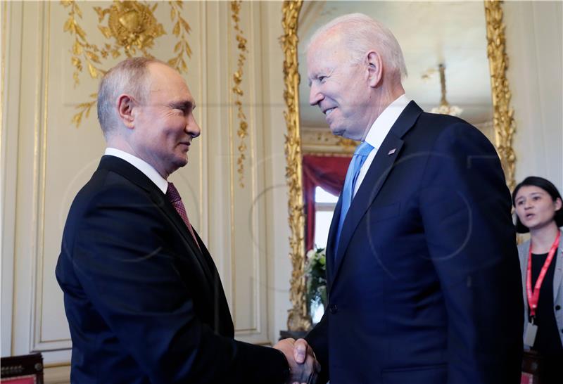 Biden i Putin na samitu u ženevskoj Vili Grange